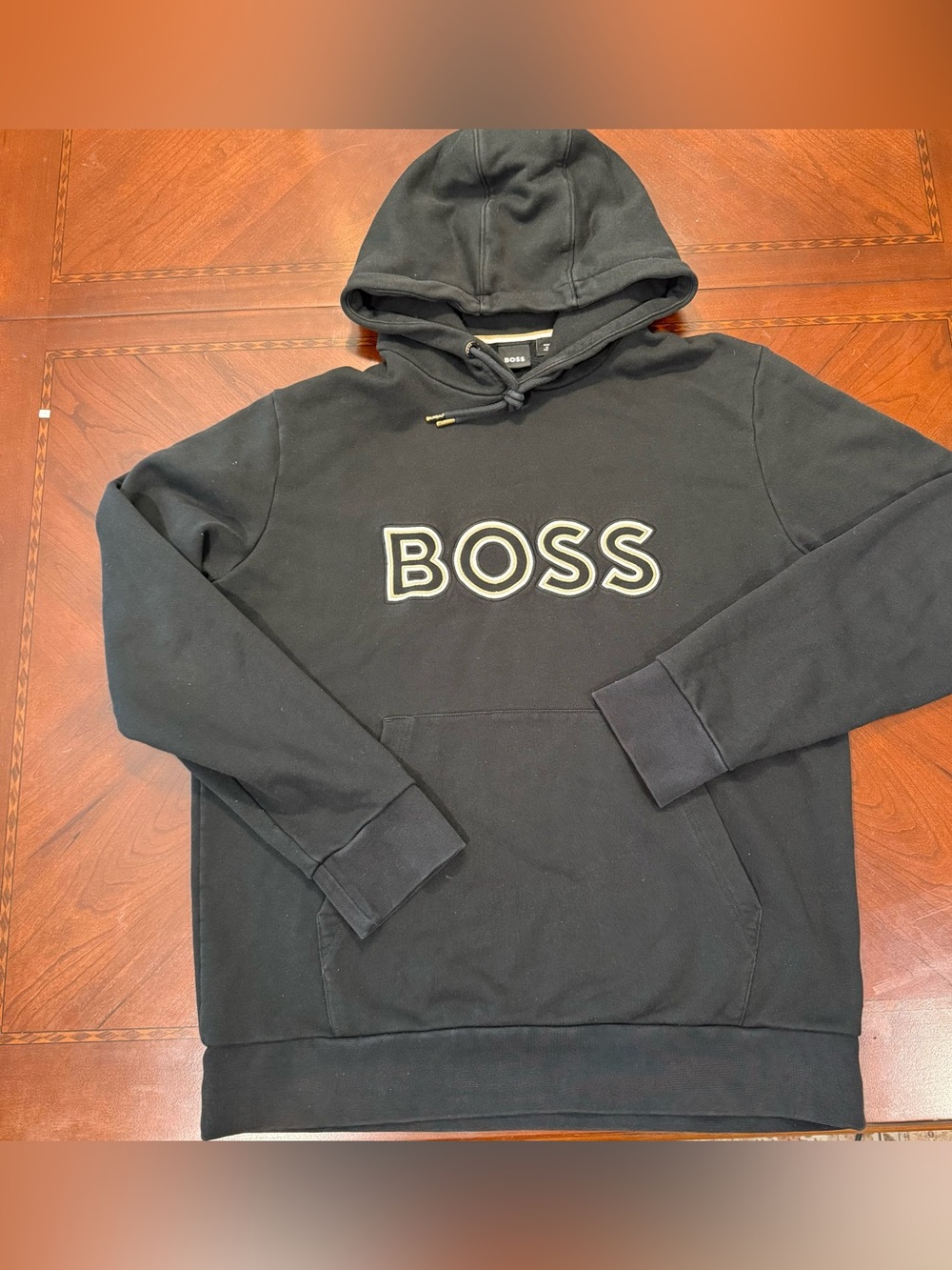 Boss Black Hoodie with Contrasting Gold Outline Logo xl